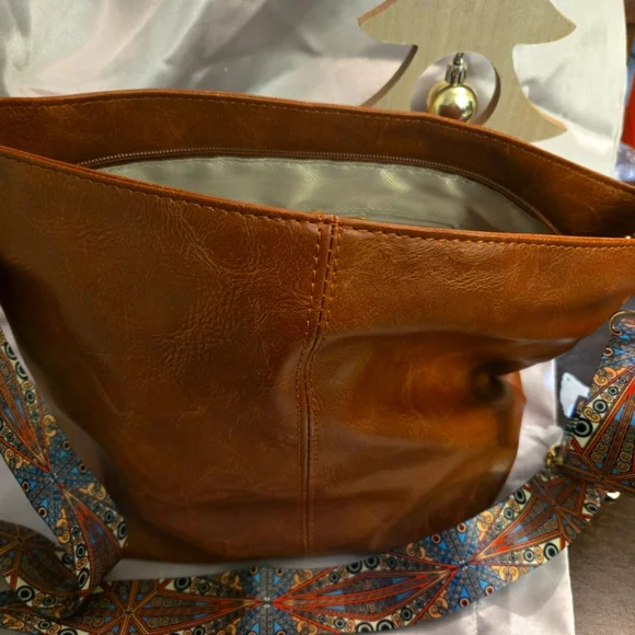 Purses - Picture 2 of 2